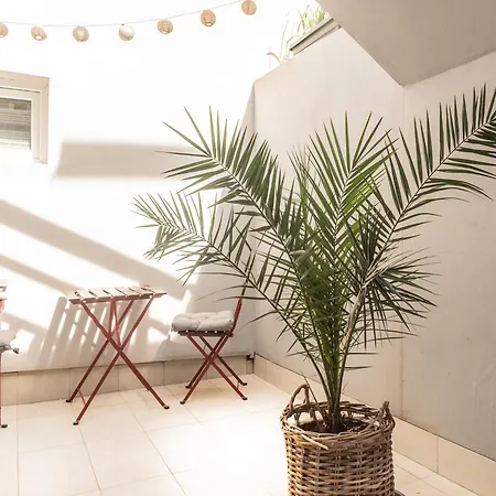 L&b Amphitheater Πούλα