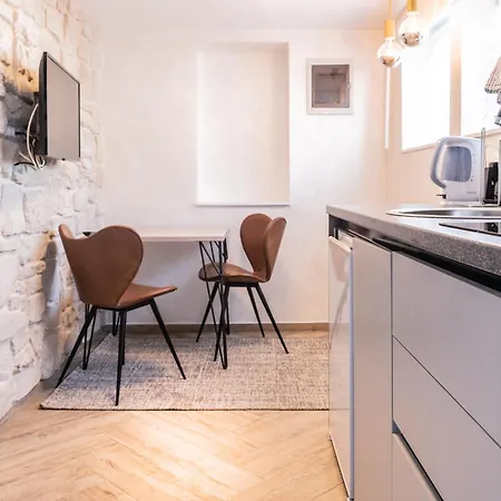 L&b Amphitheater Apartament *